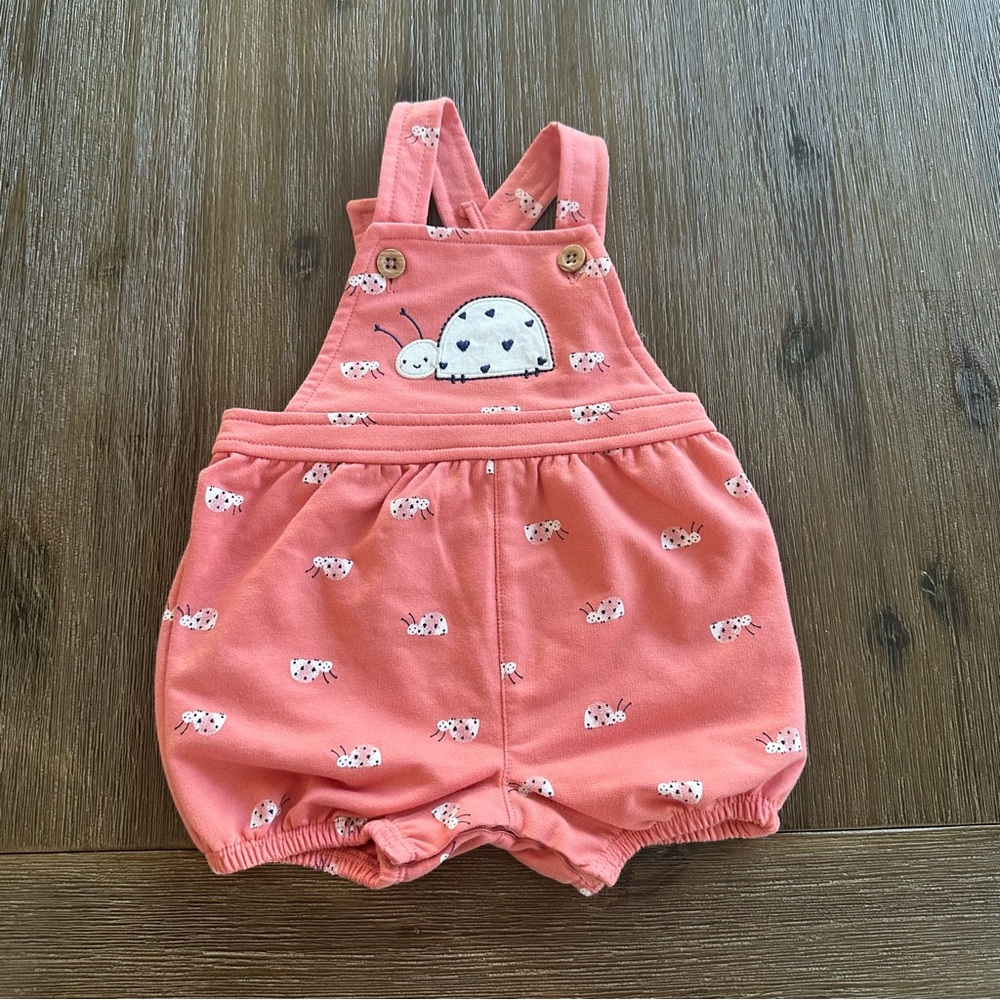3/24$ Pekkle baby ladybug print shortalls short overalls size 3 months